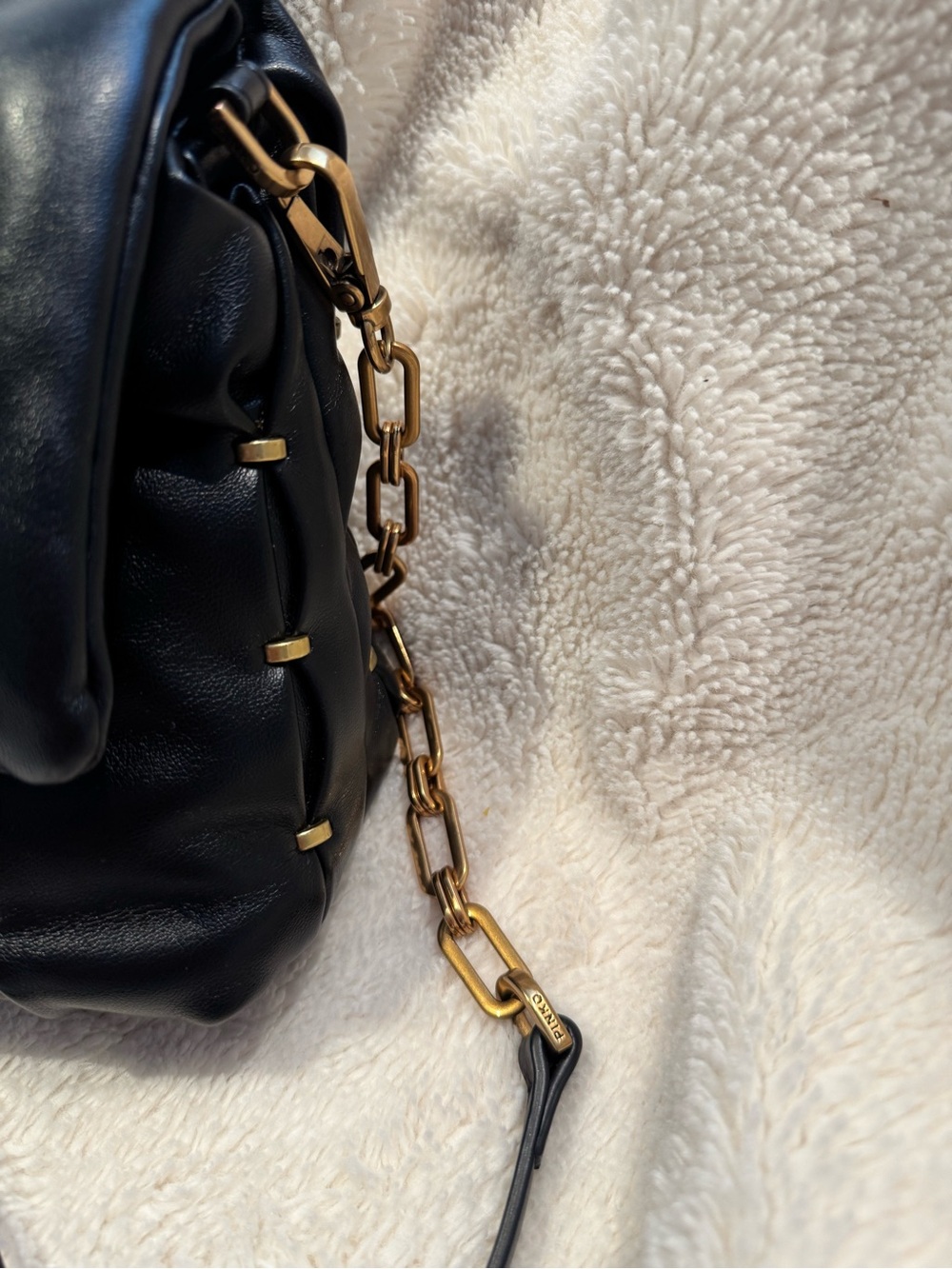 Pinko Black Quilted Leather Shoulder like new - Picture 4 of 9